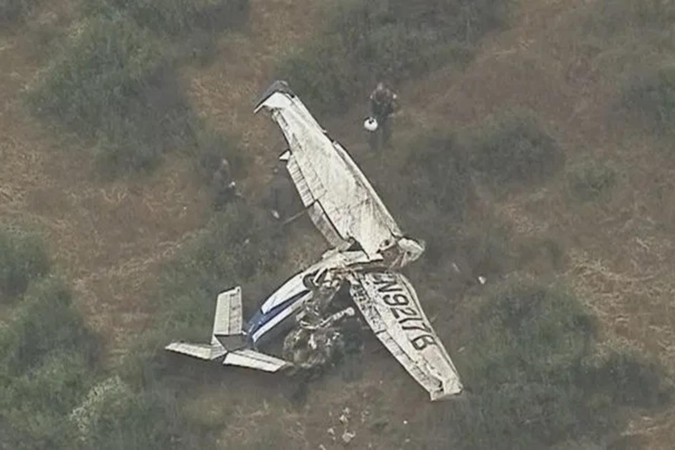 ABD'de küçük uçak  düştü: 5 ölü